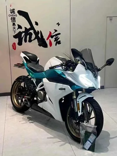 Мотоцикл CFmoto SR на заказ