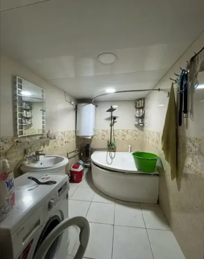 2-этажный, 8 комнатный дом, 305 м², И. Сомони