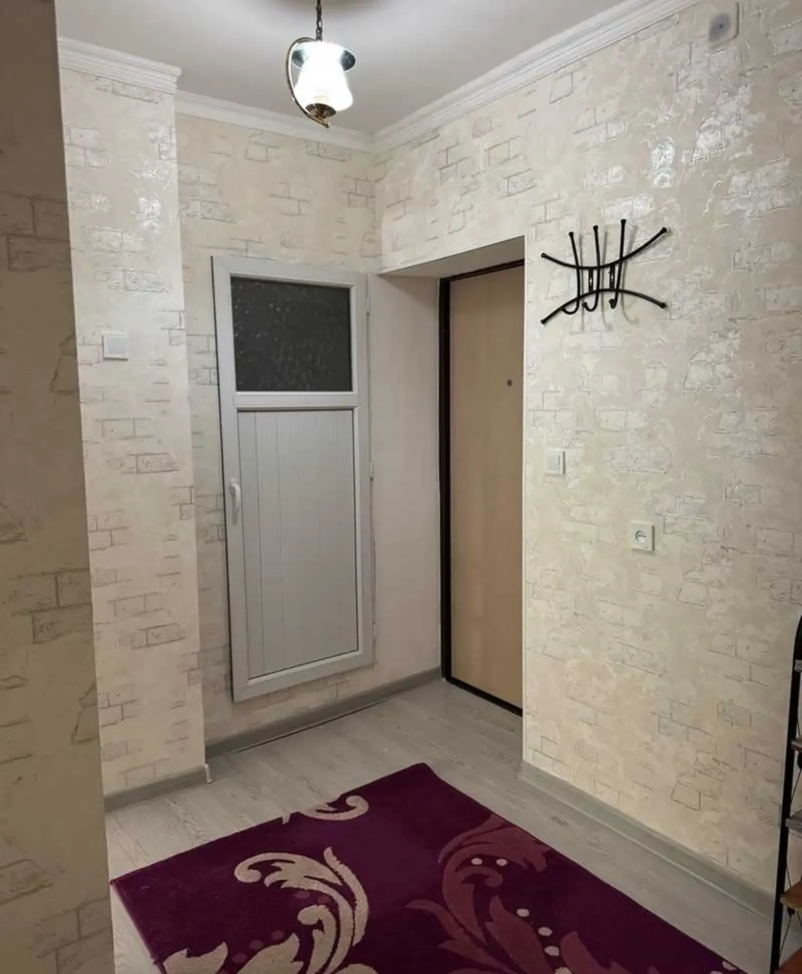 3-комн. квартира, 1 этаж, 70м², Рестарани Тайга