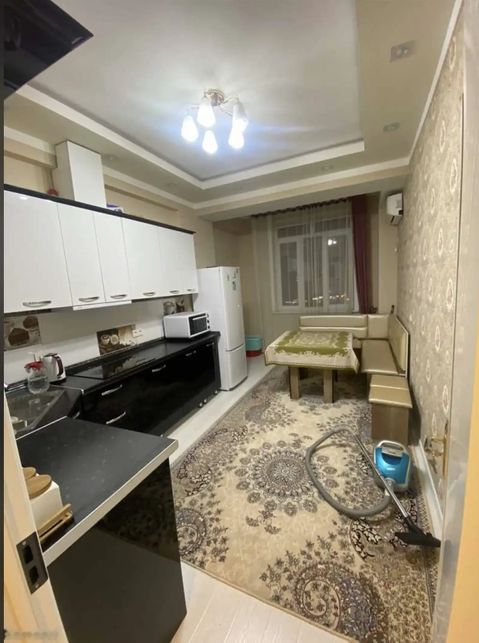 2-комн. квартира, 4 этаж, 70м², 112мкр