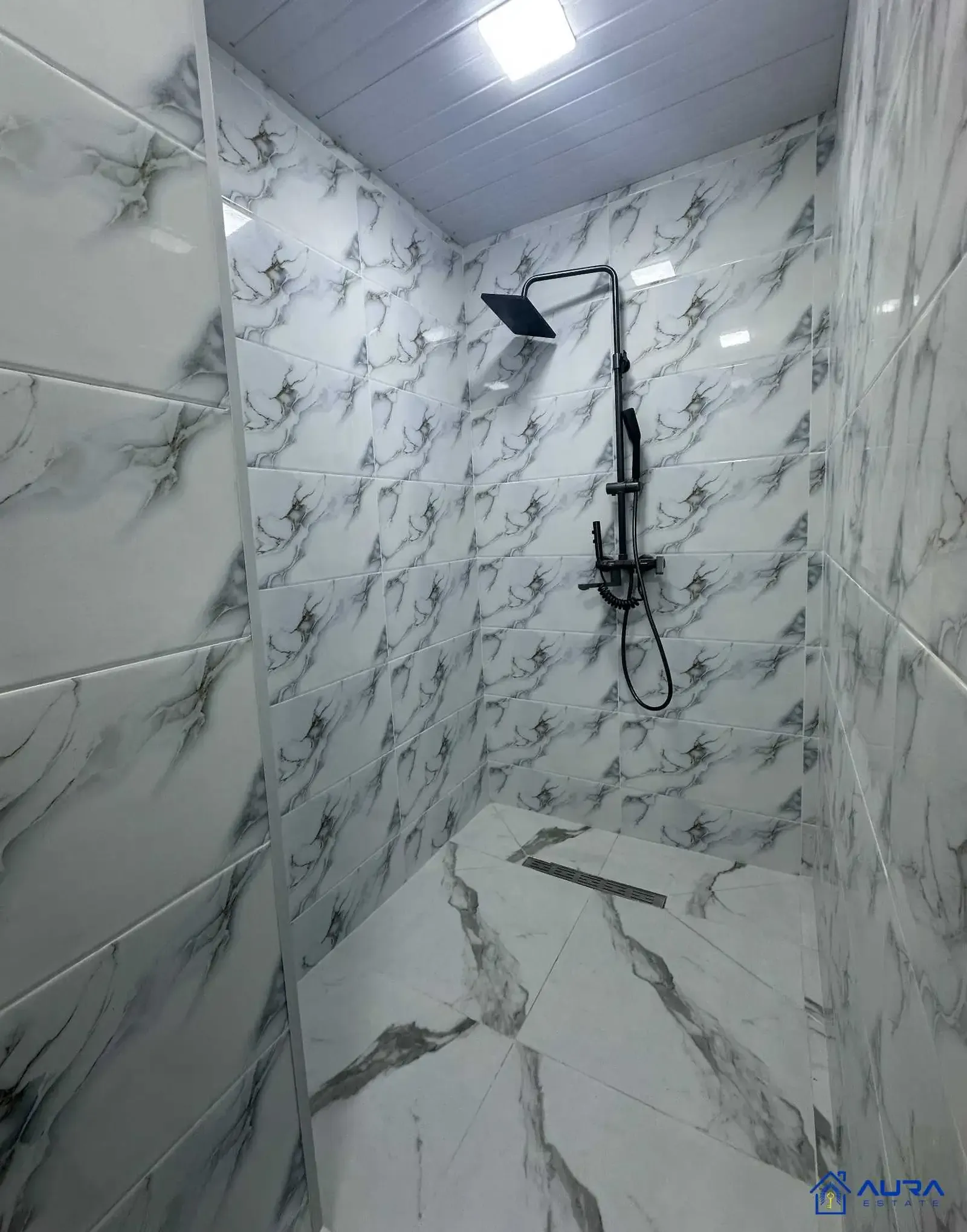 2-комн. квартира, 14 этаж, 76 м², Шохмансур