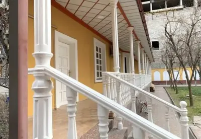 2-этажный, 12 комнатный дом, 600 м², И. Сомони