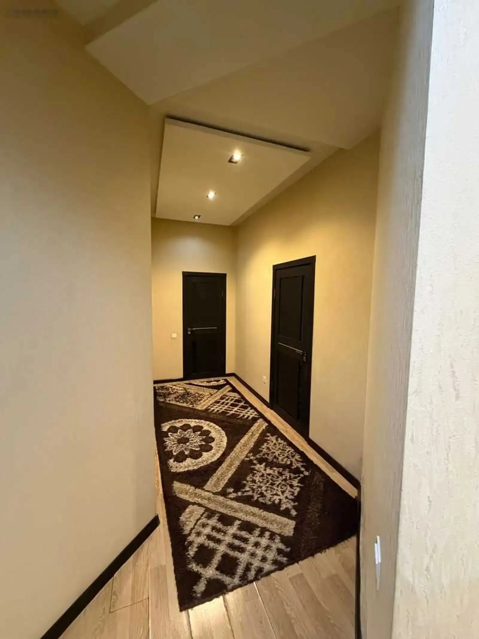 3-комн. квартира, 8 этаж, 113м², Шохмансур