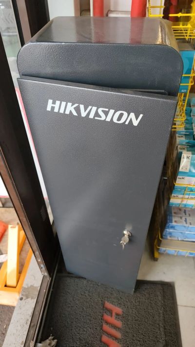 Шлагбаум Hikvision