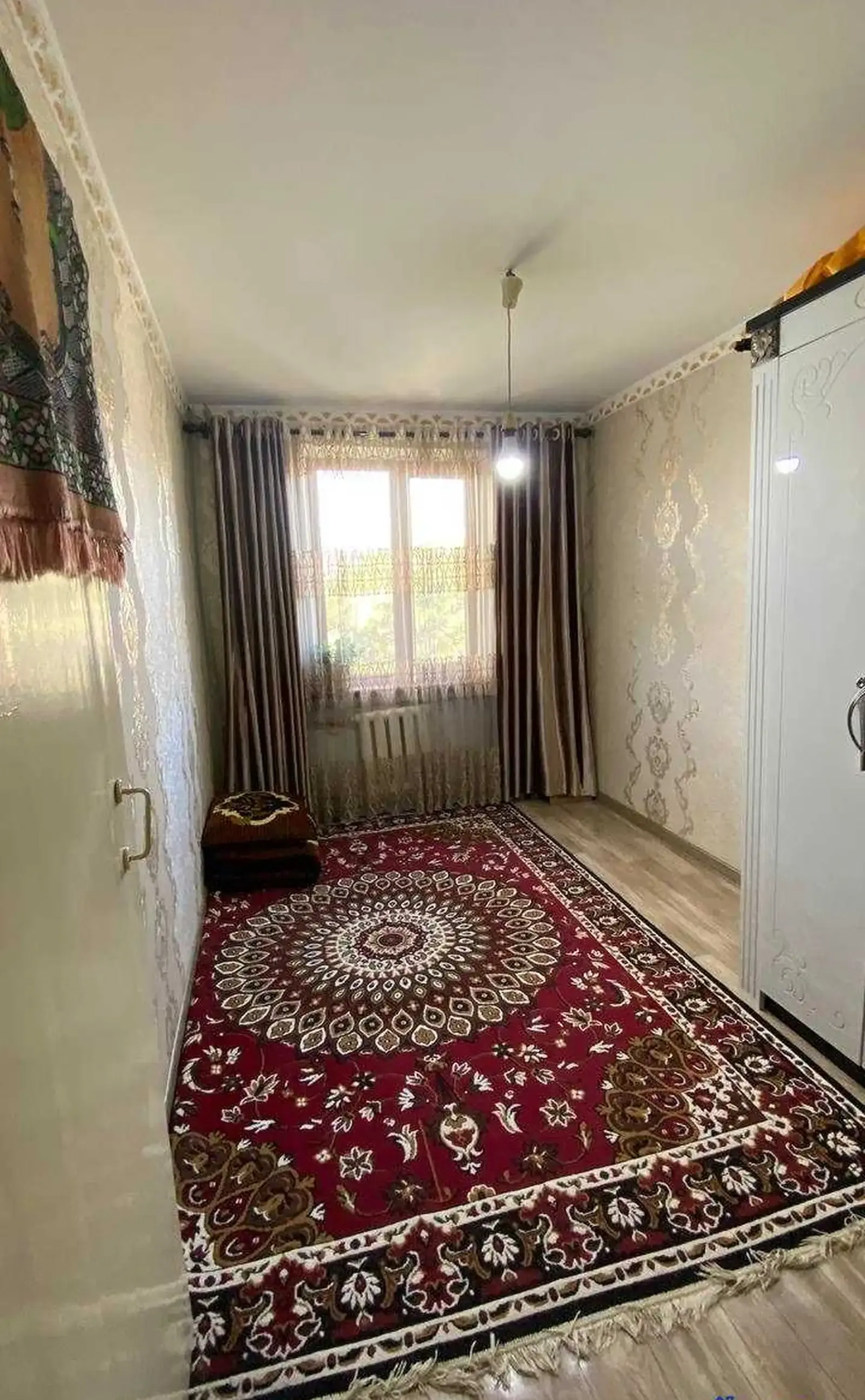 5-комн. квартира, 3 этаж, 100 м², Сино