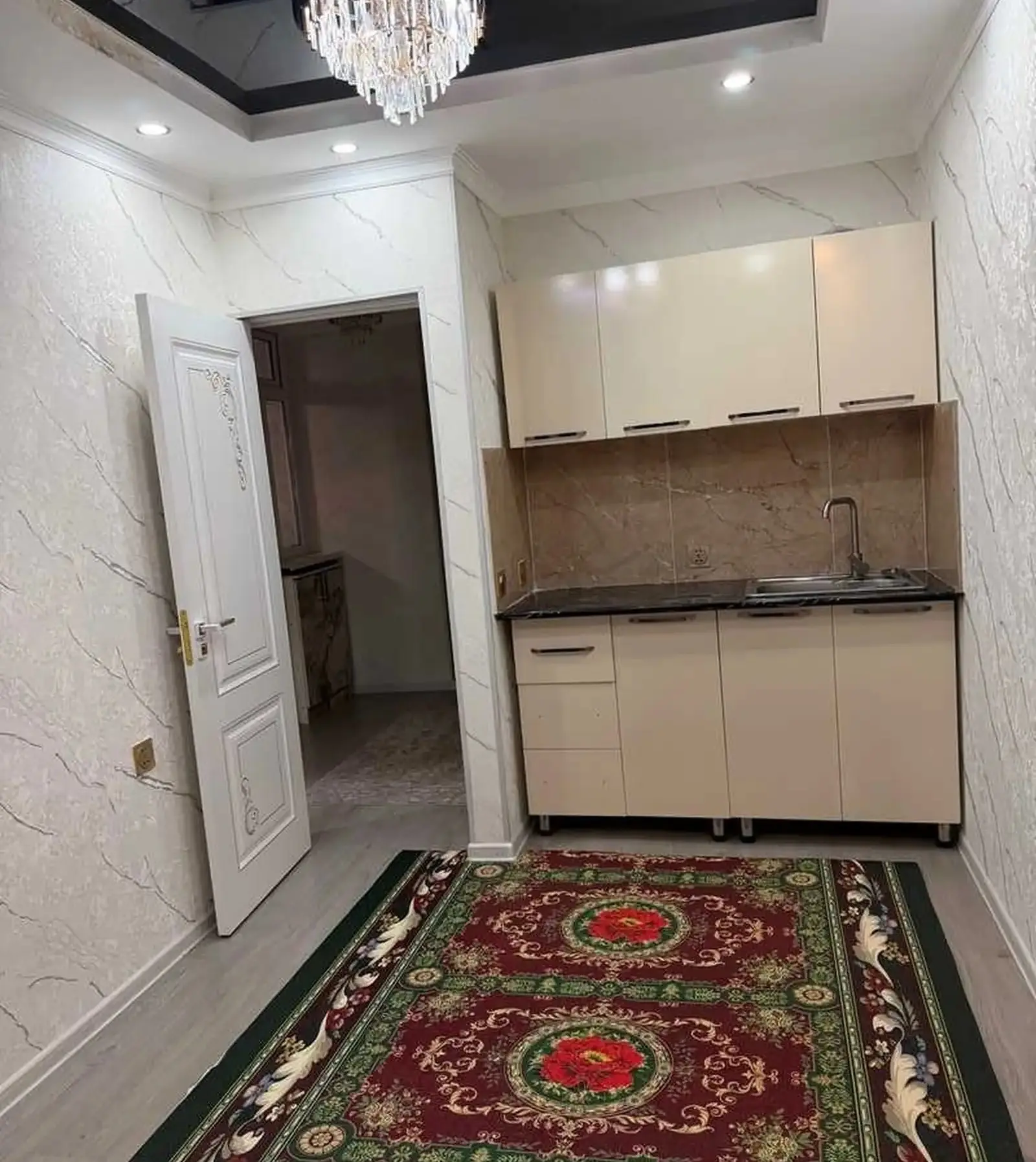 2-комн. квартира, 2 этаж, 44м², Фирдавси