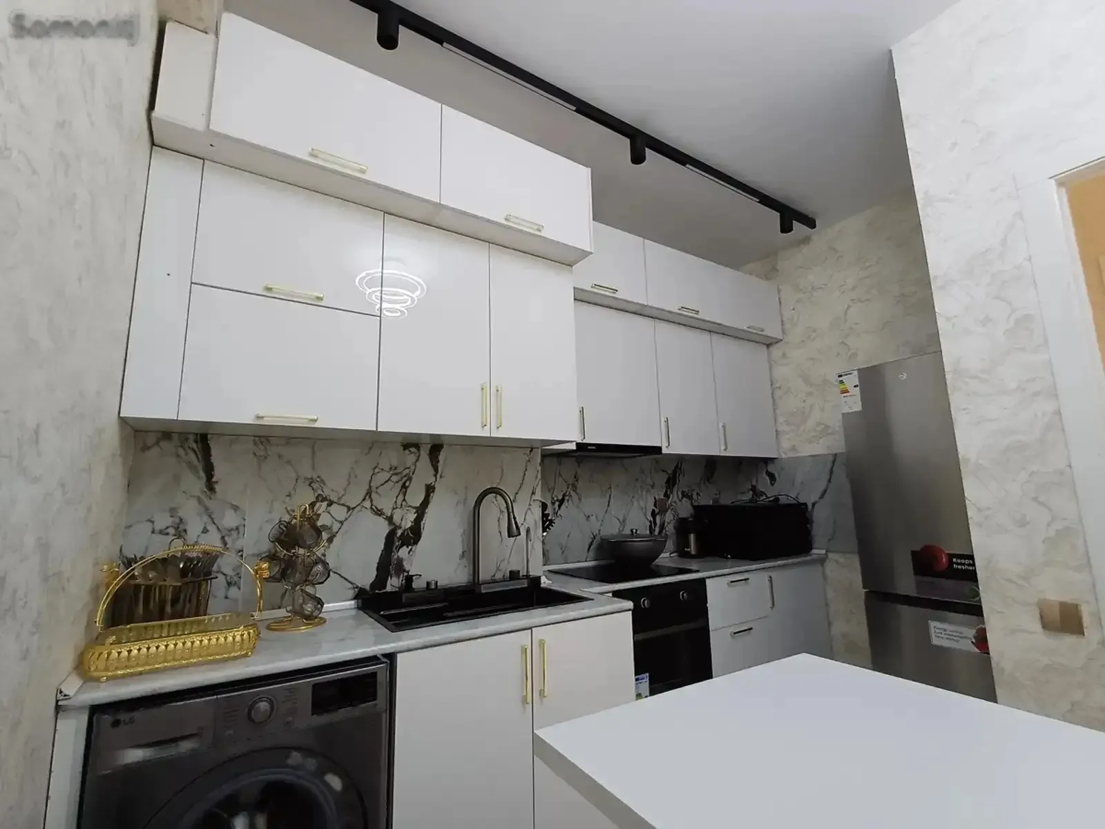 2-комн. квартира, 9 этаж, 70м², Айни