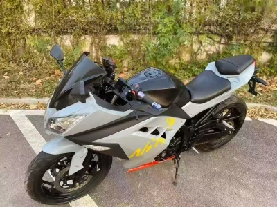 Мотоцикл Kawasaki Ninja — миниатюра 4