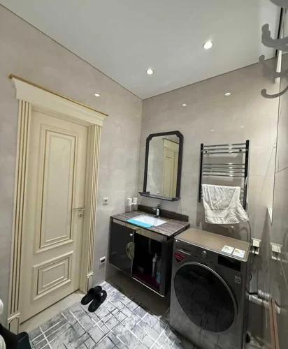 3-комн. квартира, 9 этаж, 100м², Садриддин Айни