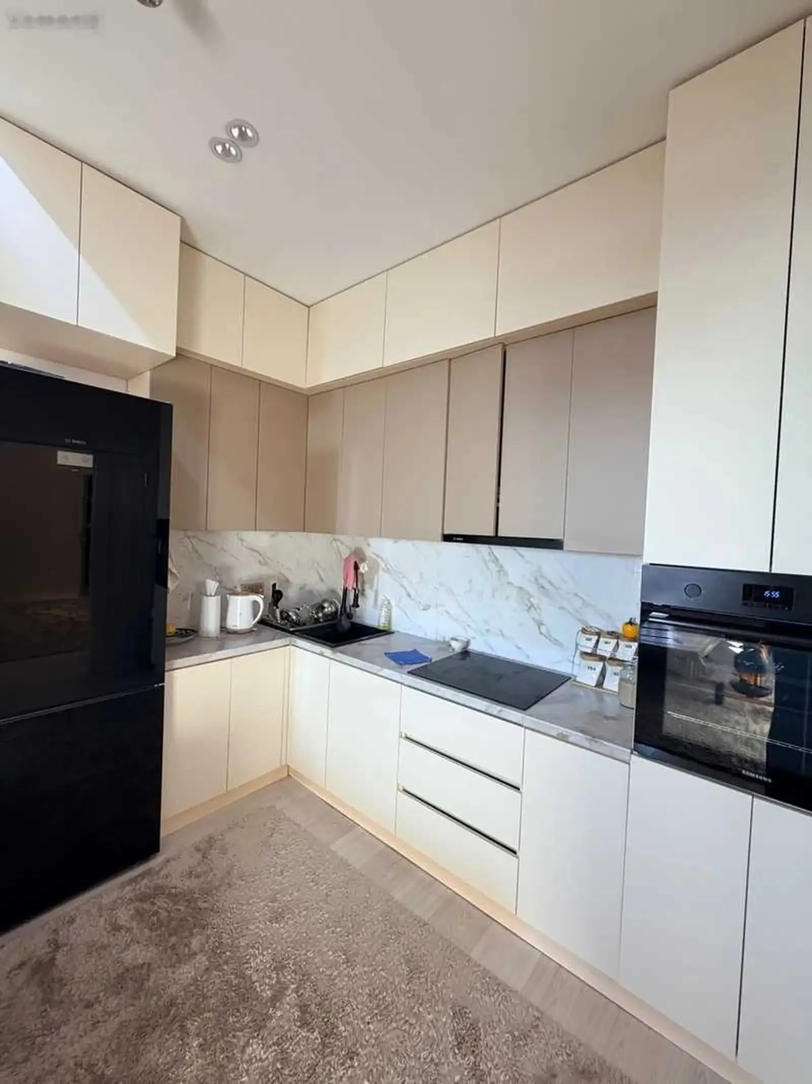 3-комн. квартира, 13 этаж, 105м², пайкари 112мкр