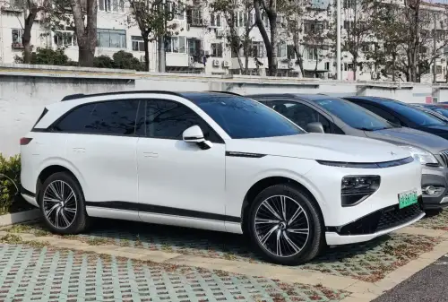 Xpeng G9,