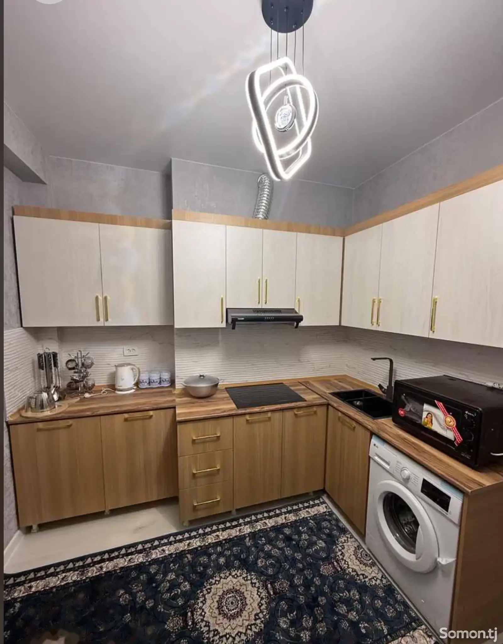 3-комн. квартира, 4 этаж, 95м², 102мкр