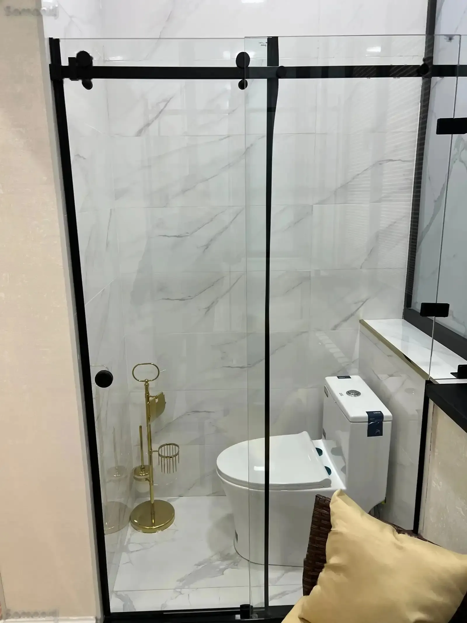 4-комн. квартира, 3 этаж, 120м², 102мкр