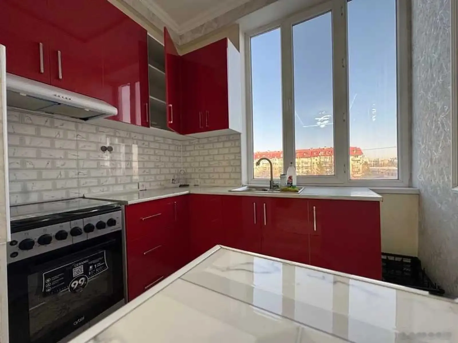2-комн. квартира, 3 этаж, 78м², караболо