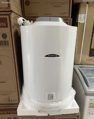 Водонагреватель Ariston 80л