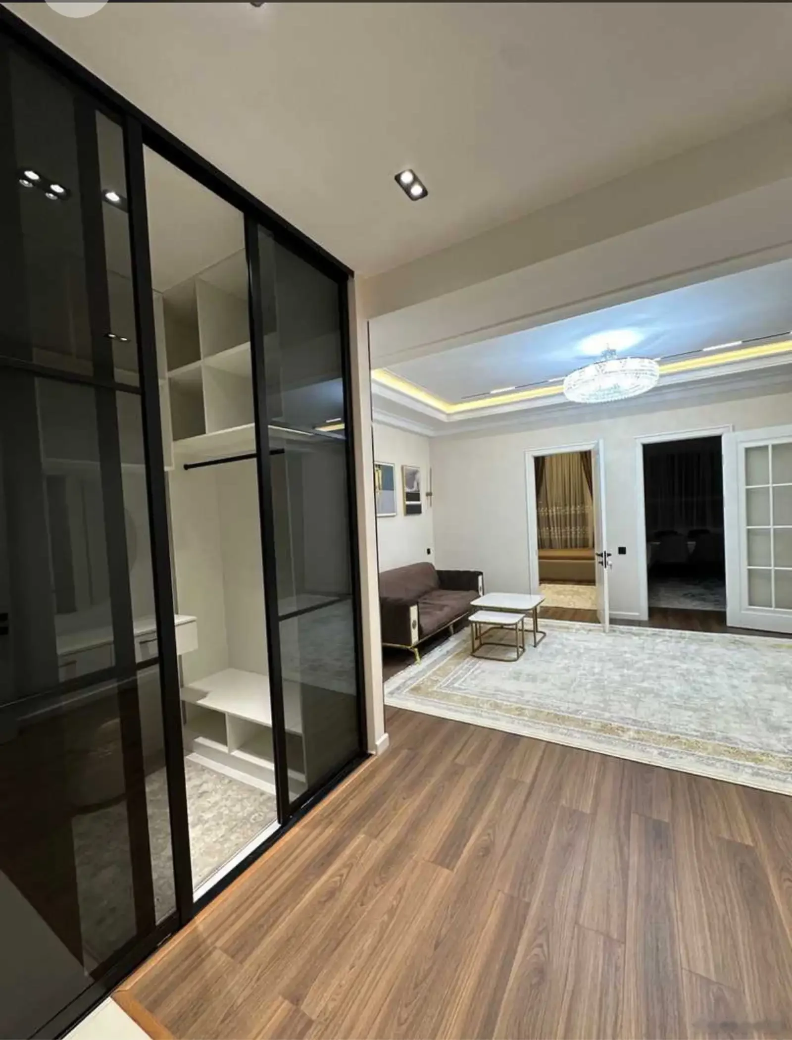 2-комн. квартира, 12 этаж, 62м², Славянский университет