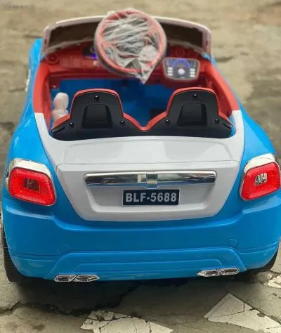 Детский электромобиль