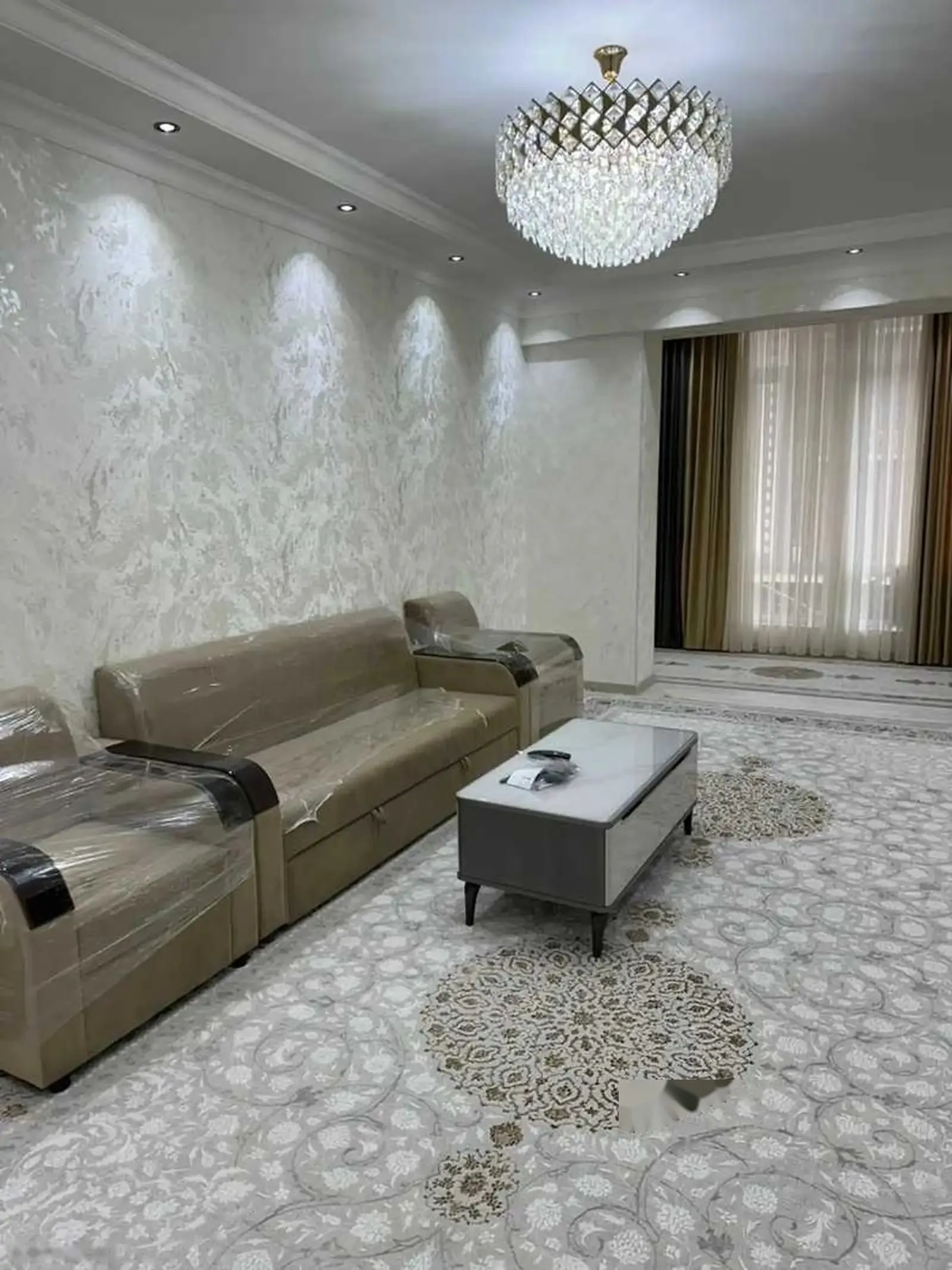 2-комн. квартира, 15 этаж, 80м², шохмансур