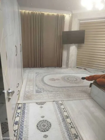 3-комн. квартира, 10 этаж, 135м², И.Сомони, ОВИР
