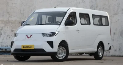 Wuling Пассажирский Wuling Yangguang 2025
