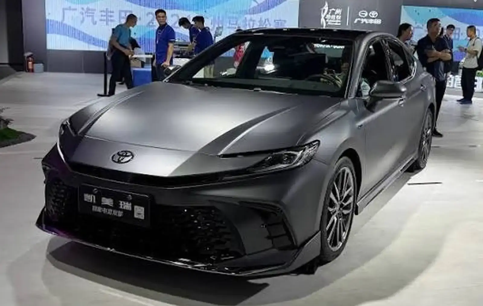 Toyota Camry,