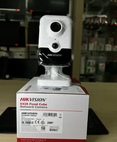 Камера внутренняя IP Hikivision DS-2CD2421G0-I2.8mmCO-STD