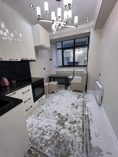 3-комн. квартира, 2 этаж, 85 м², И. Сомони