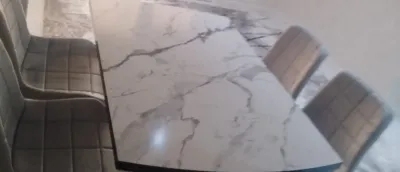 Стол со стульями