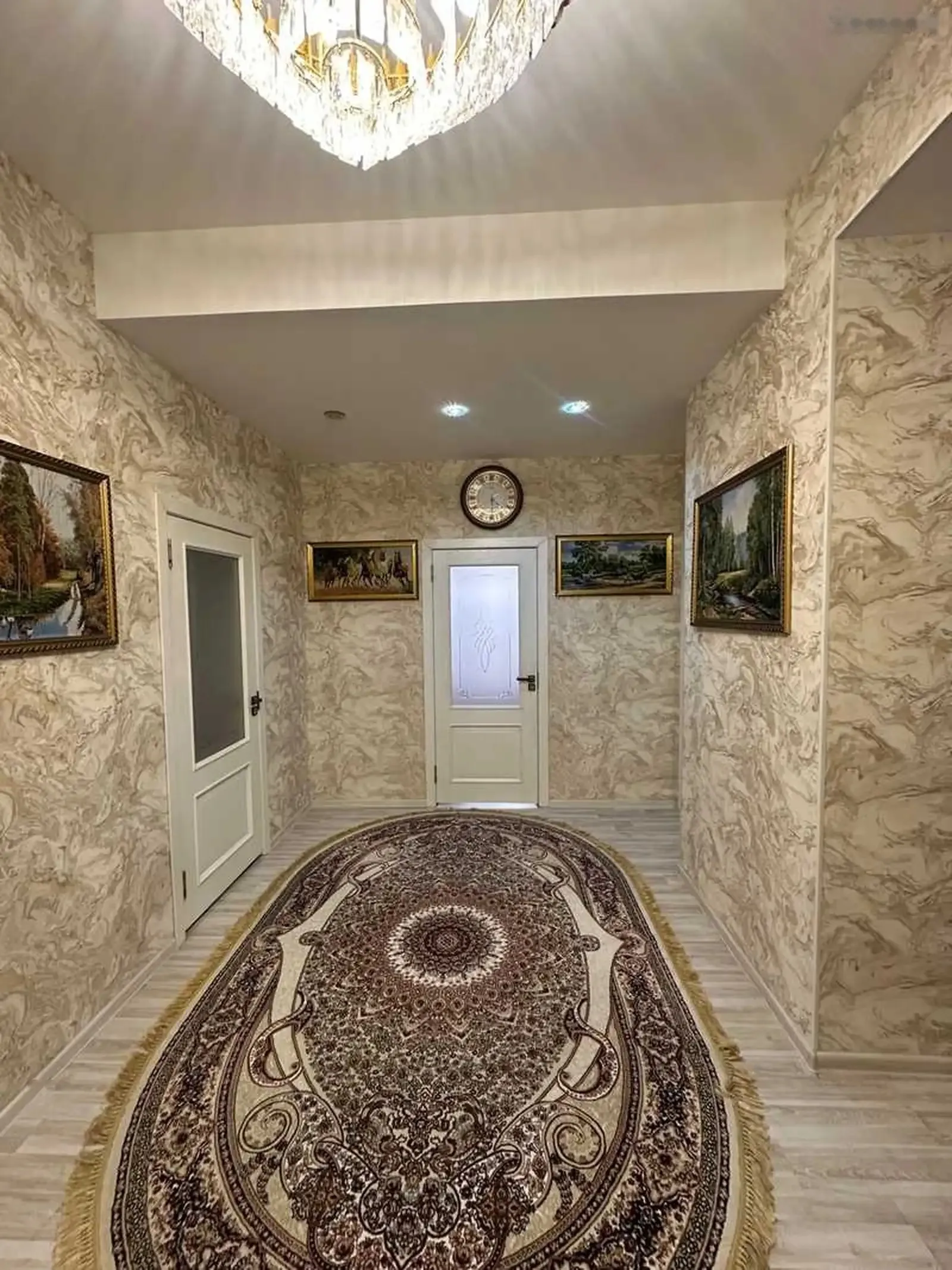 3-комн. квартира, 2 этаж, 91м², Зарафшон доми нок