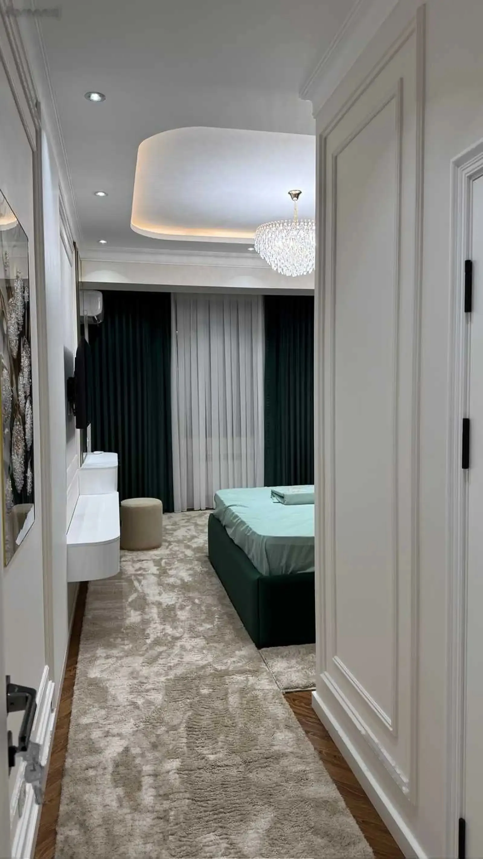 3-комн. квартира, 18 этаж, 115м², 82мкр