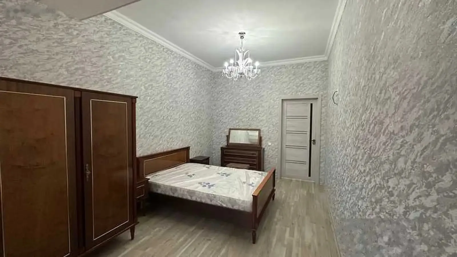 2-комн. квартира, 15 этаж, 55м², Скорый