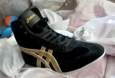 Борцовки Asics