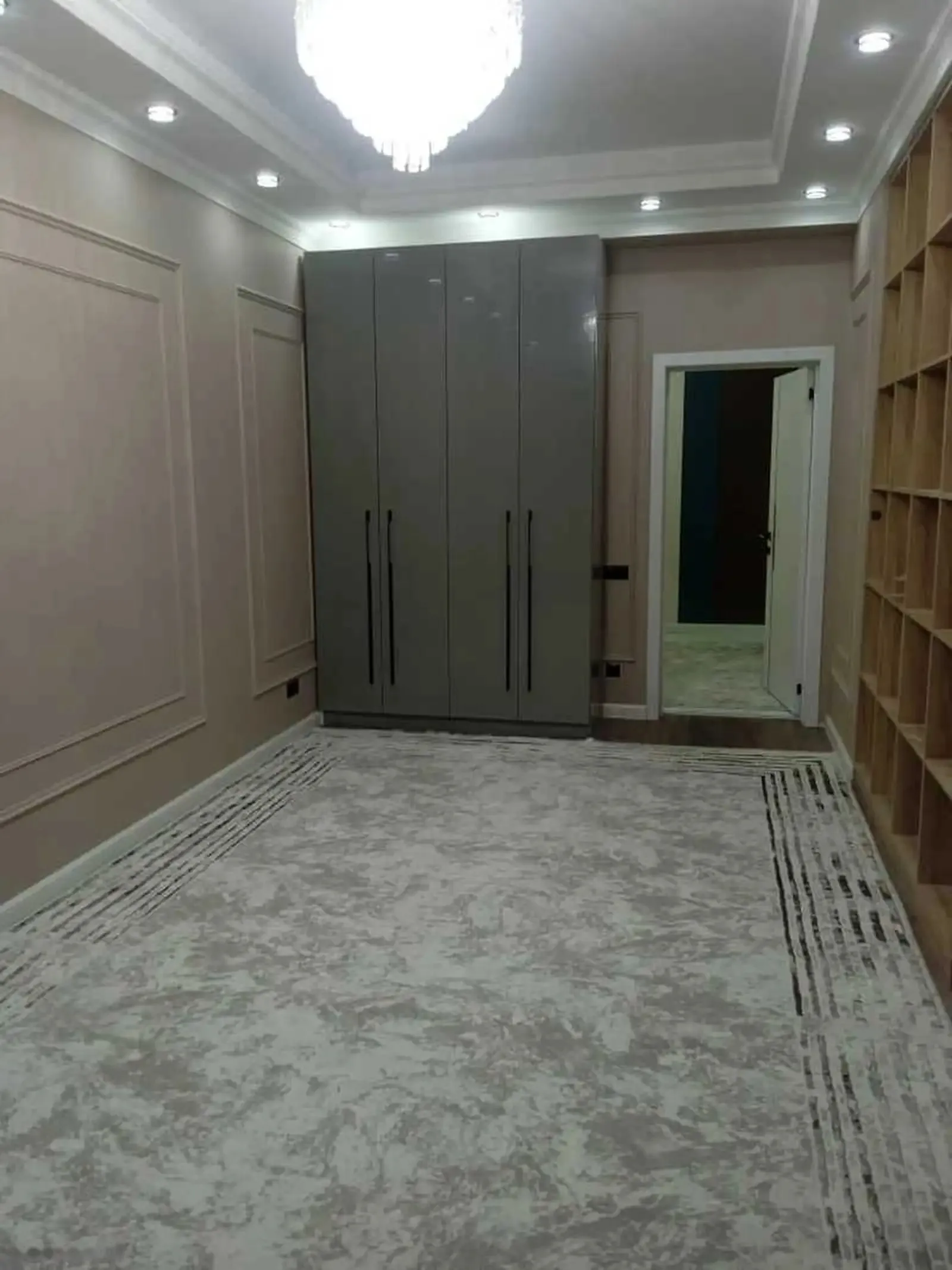 3-комн. квартира, 8 этаж, 100м², 82мкр