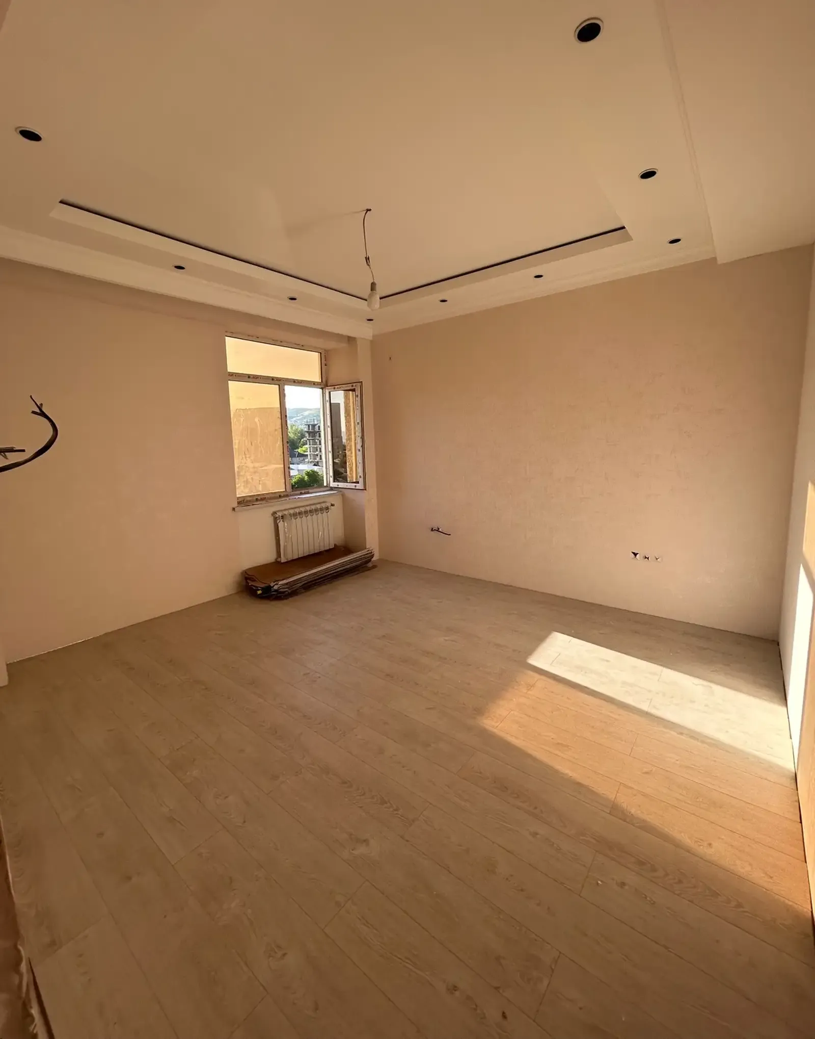 3-комн. квартира, 6 этаж, 108 м², Сино 82 мкр
