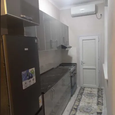 2-комн. квартира, 9 этаж, 80м², сино