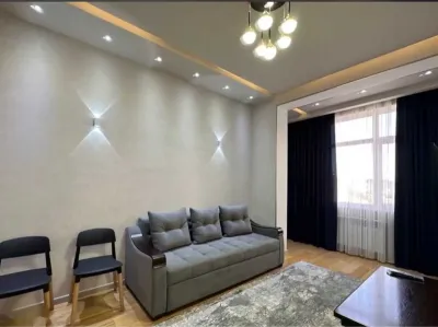 2-комн. квартира, 13 этаж, 58м², Шохмансур