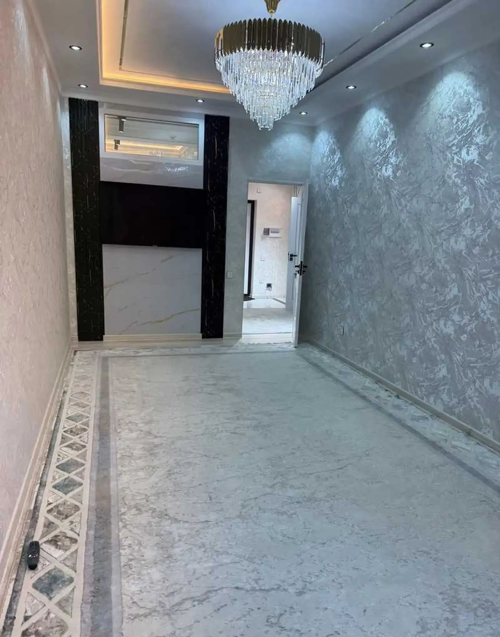2-комн. квартира, 2 этаж, 65м², 82 мкр
