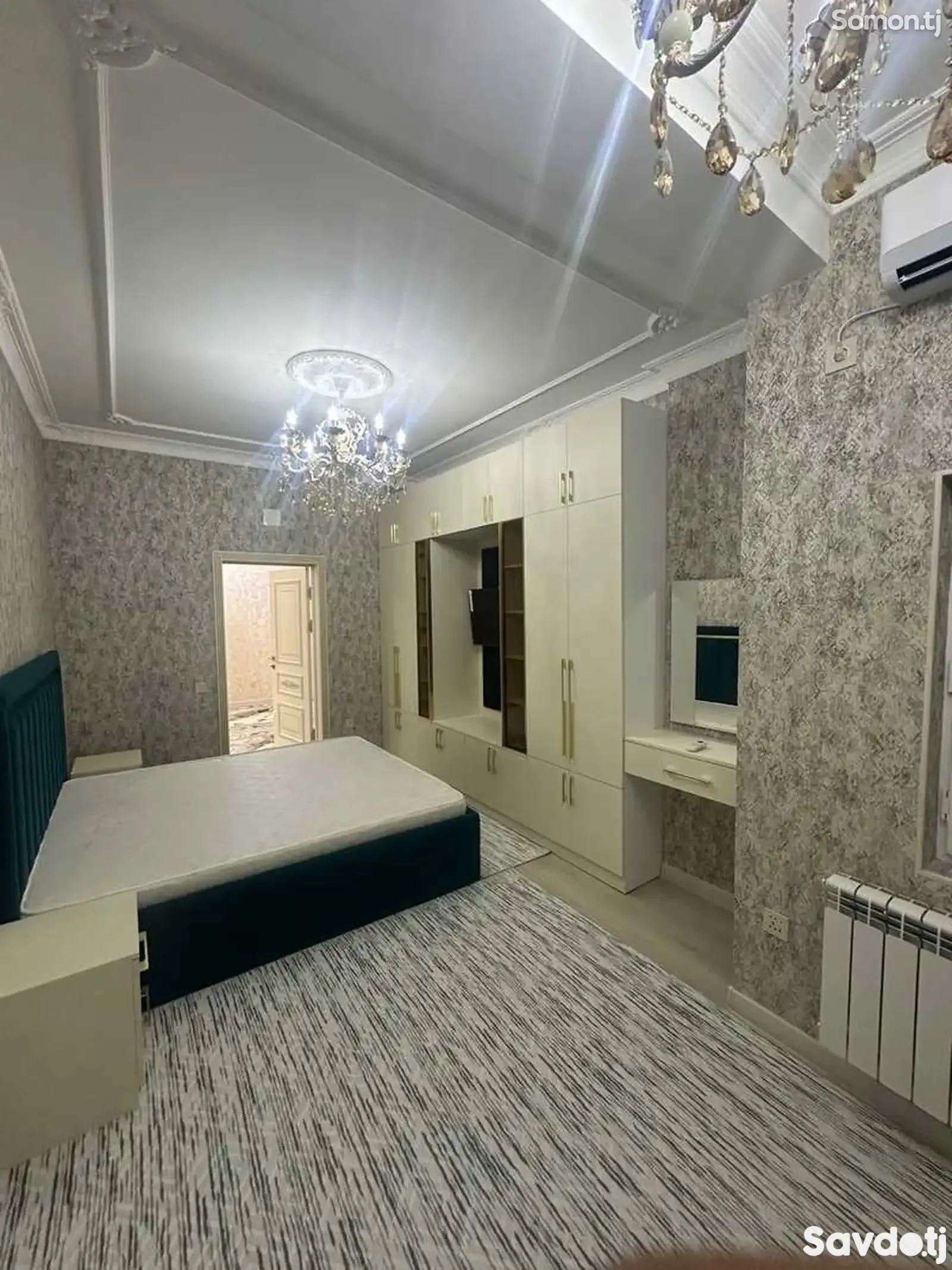 3-к квартира, 6 этаж, 100 м², Шоҳмансур, Голубой экран
