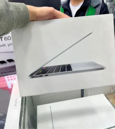 Ноутбук macbook pro 256/