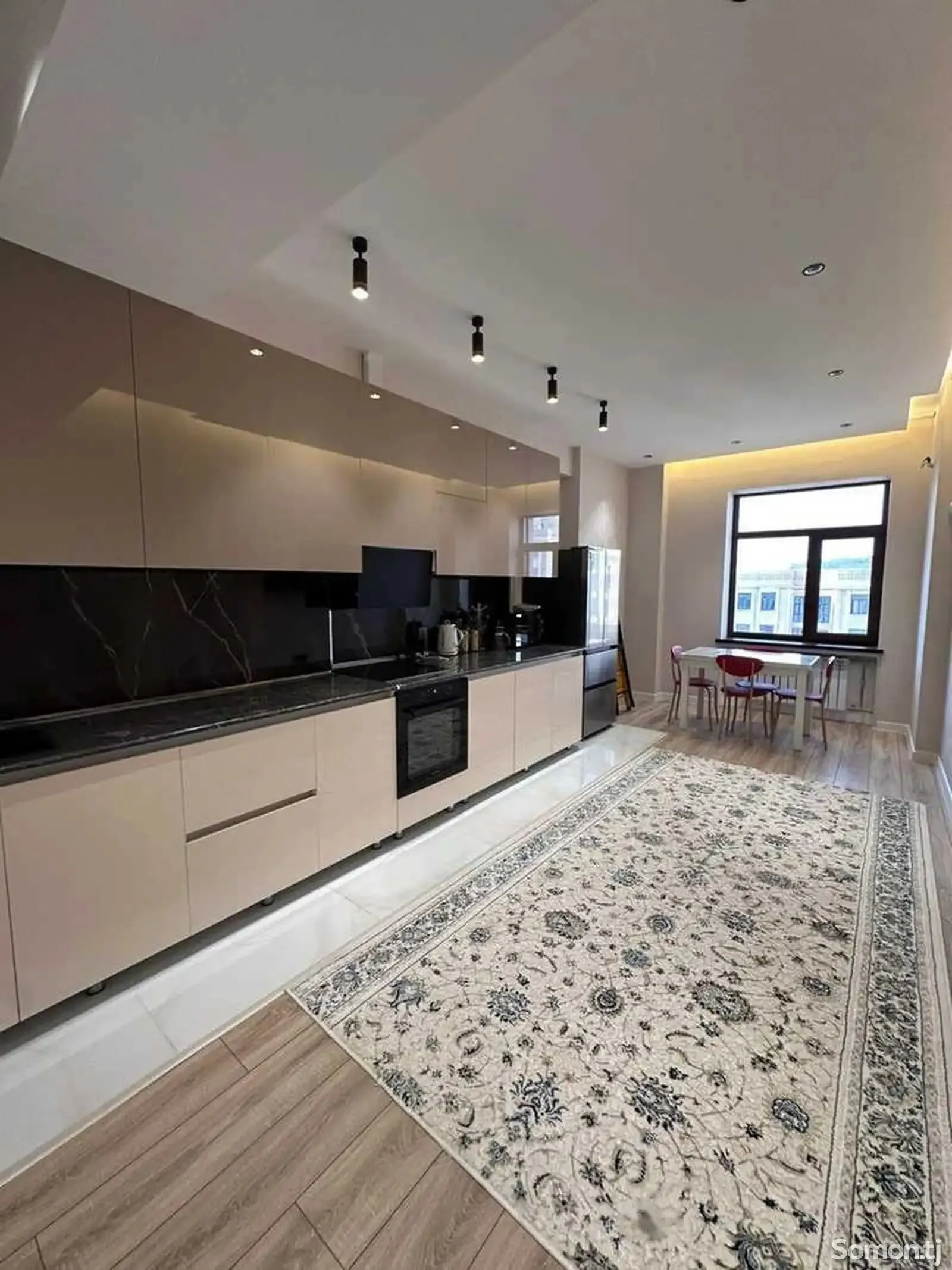 2-комн. квартира, 17 этаж, 98м², белый дом