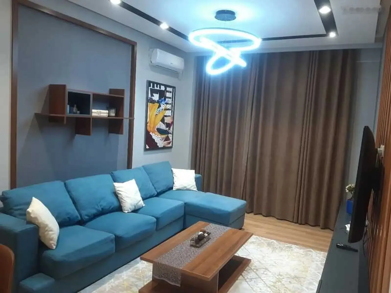 2-комн. квартира, 5 этаж, 75м², 92мкр кафе суман