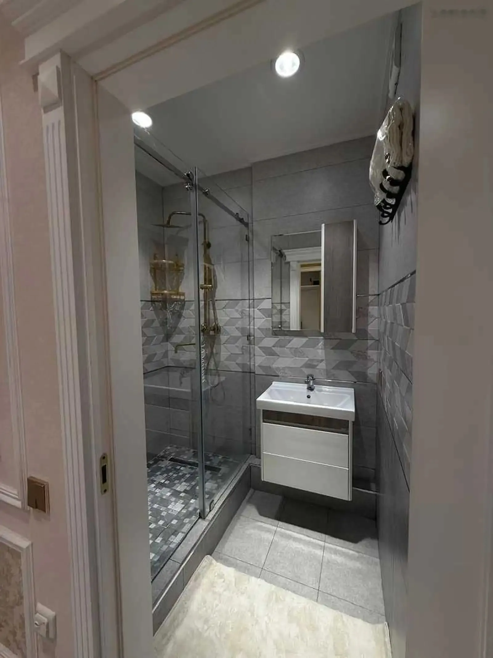 3-комн. квартира, 9 этаж, 100м², пушти парламент