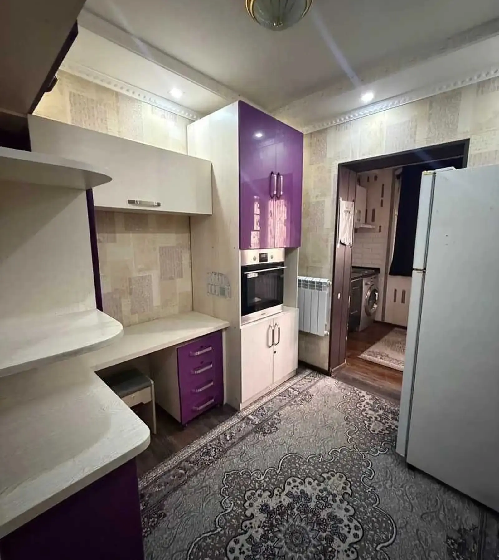 4-комн. квартира, 2 этаж, 95м², Сино