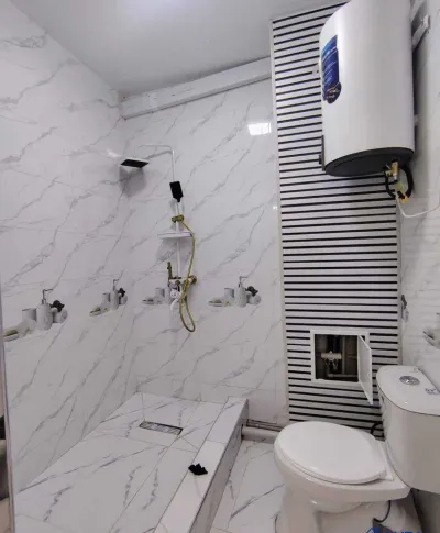 2-комн. квартира, 2 этаж, 63 м², Поворот Ленинский конечка маршуткаи 41