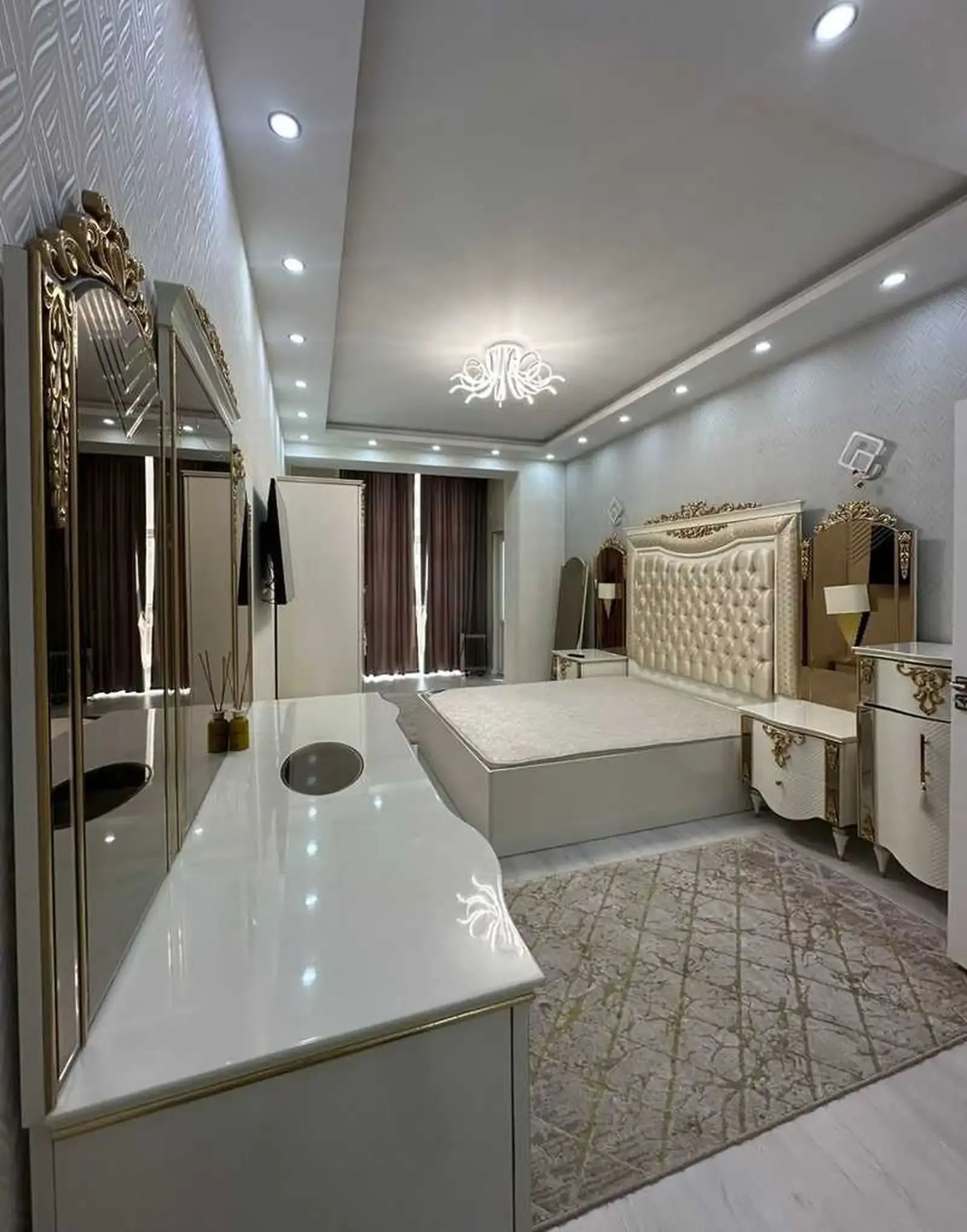 3-комн. квартира, 5 этаж, 130м², Садбарг доми Гелос