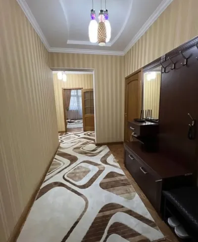 2-комн. квартира, 2 этаж, 101м², И. Сомони