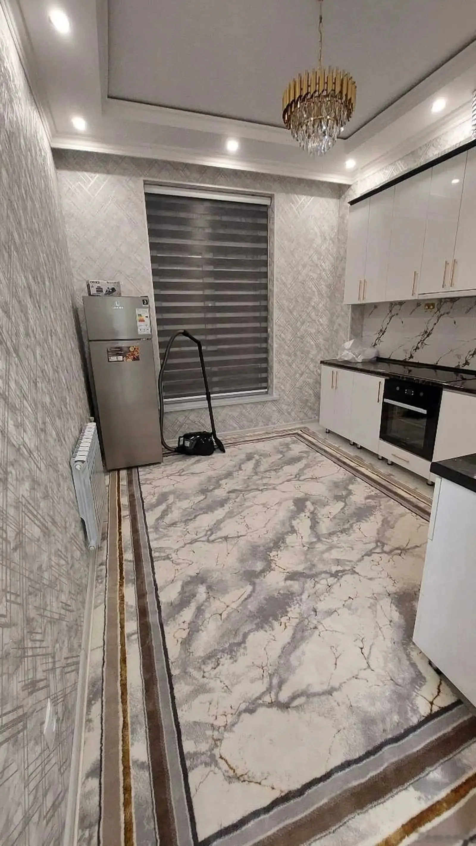 2-комн. квартира, 6 этаж, 76м², Сино 82мкр