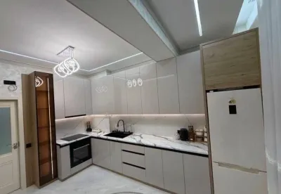 2-комн. квартира, 13 этаж, 68 м², Сино-102 мкр,ру ба руи Роддоми 3,доми Ёвар