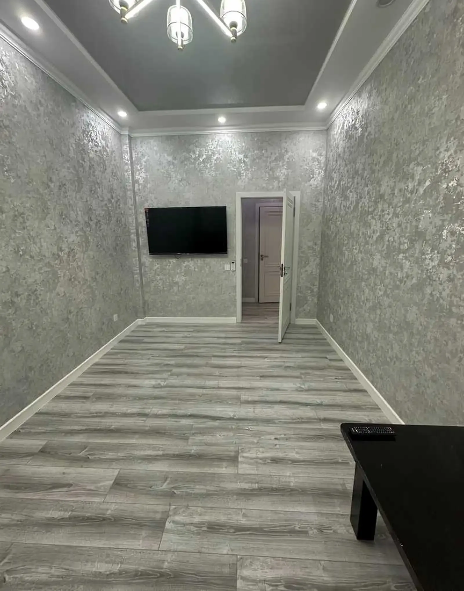 2-комн. квартира, 14 этаж, 56м², Молодежный театр
