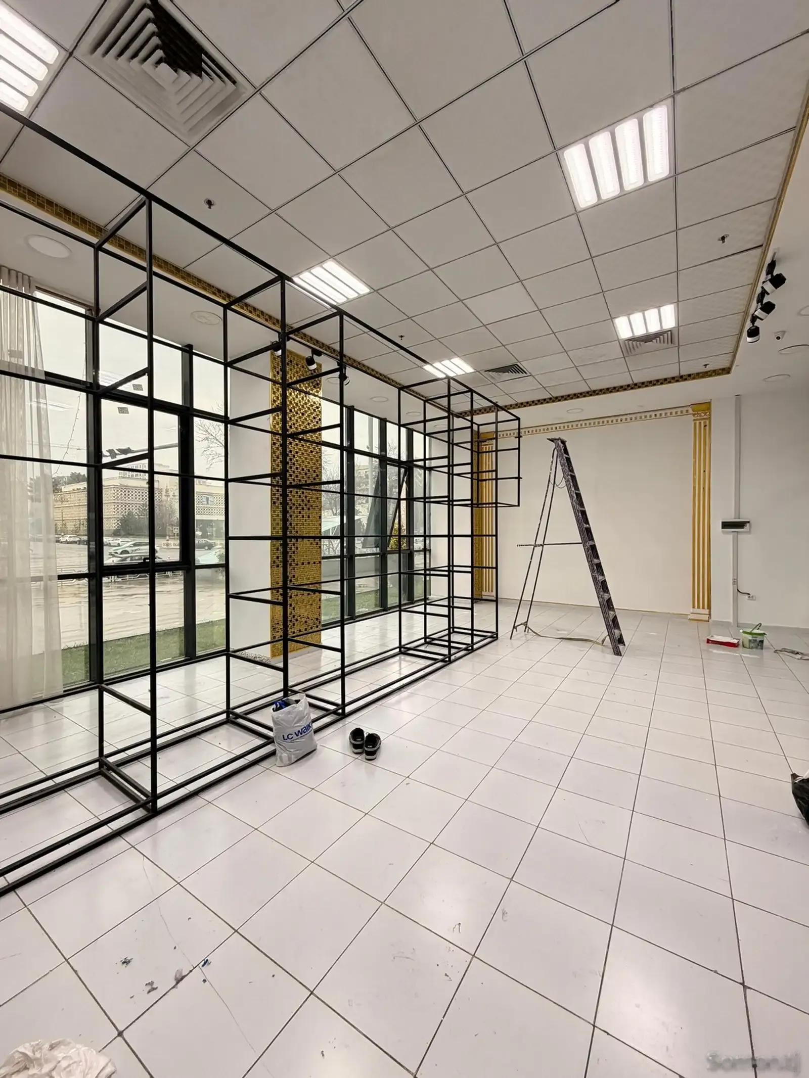 Помещение под свободное назначение, 74м², ТЦ Баракат (Путовский)